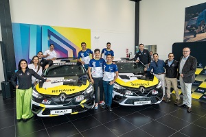 RENAULT Y ALTATURIS PRESENTARON SUS VEHÍCULOS PARA EL CAMPEONATO NACIONAL DE RALLY