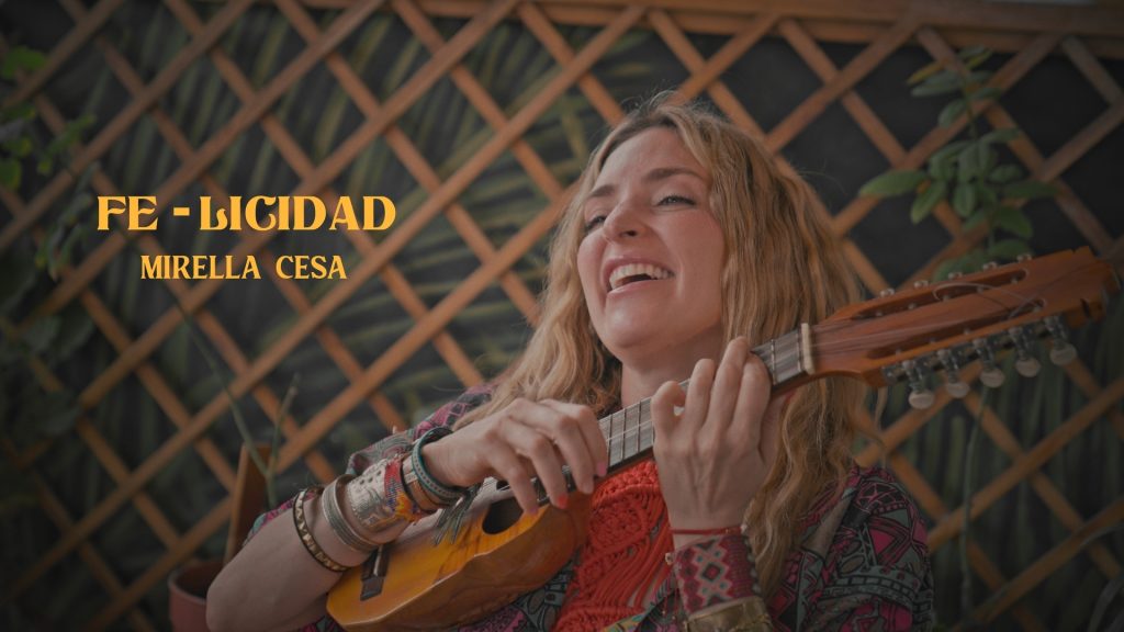 “Fe-licidad”: el homenaje de Mirella Cesa a la familia, la música y la esencia del Ecuador  en su nuevo vídeo que transforma lo cotidiano en arte.